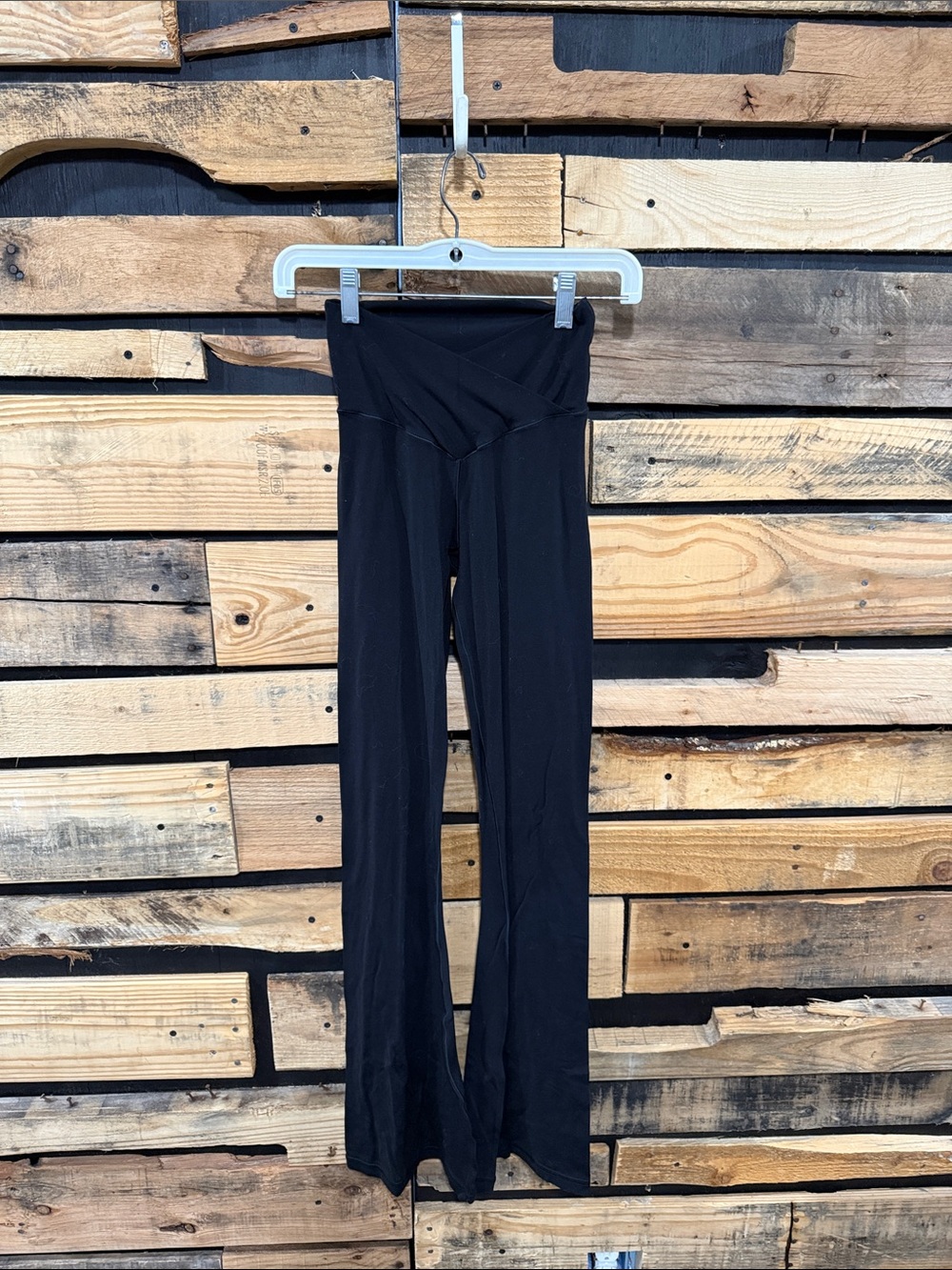 OFFLINE By Aerie Real Me High Waisted Crossover Flare Legging Black Small
